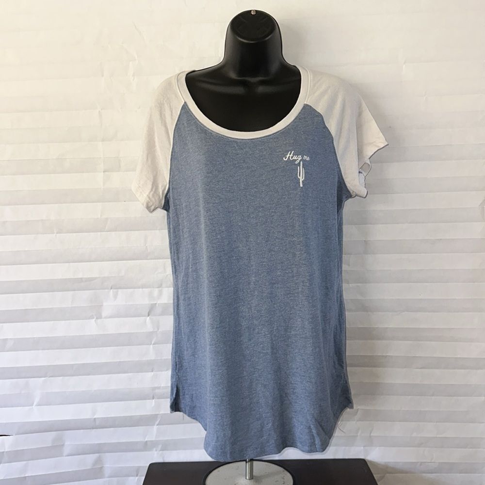 rue21 "Hug Me" Graphic Print Tee Shirt Women's Blue White Scoop Neck L